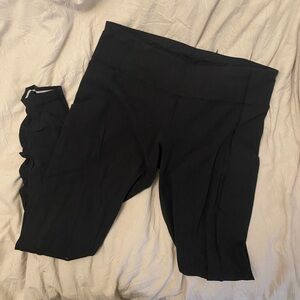 Lululemon Leggings, woman’s size 10/12.
